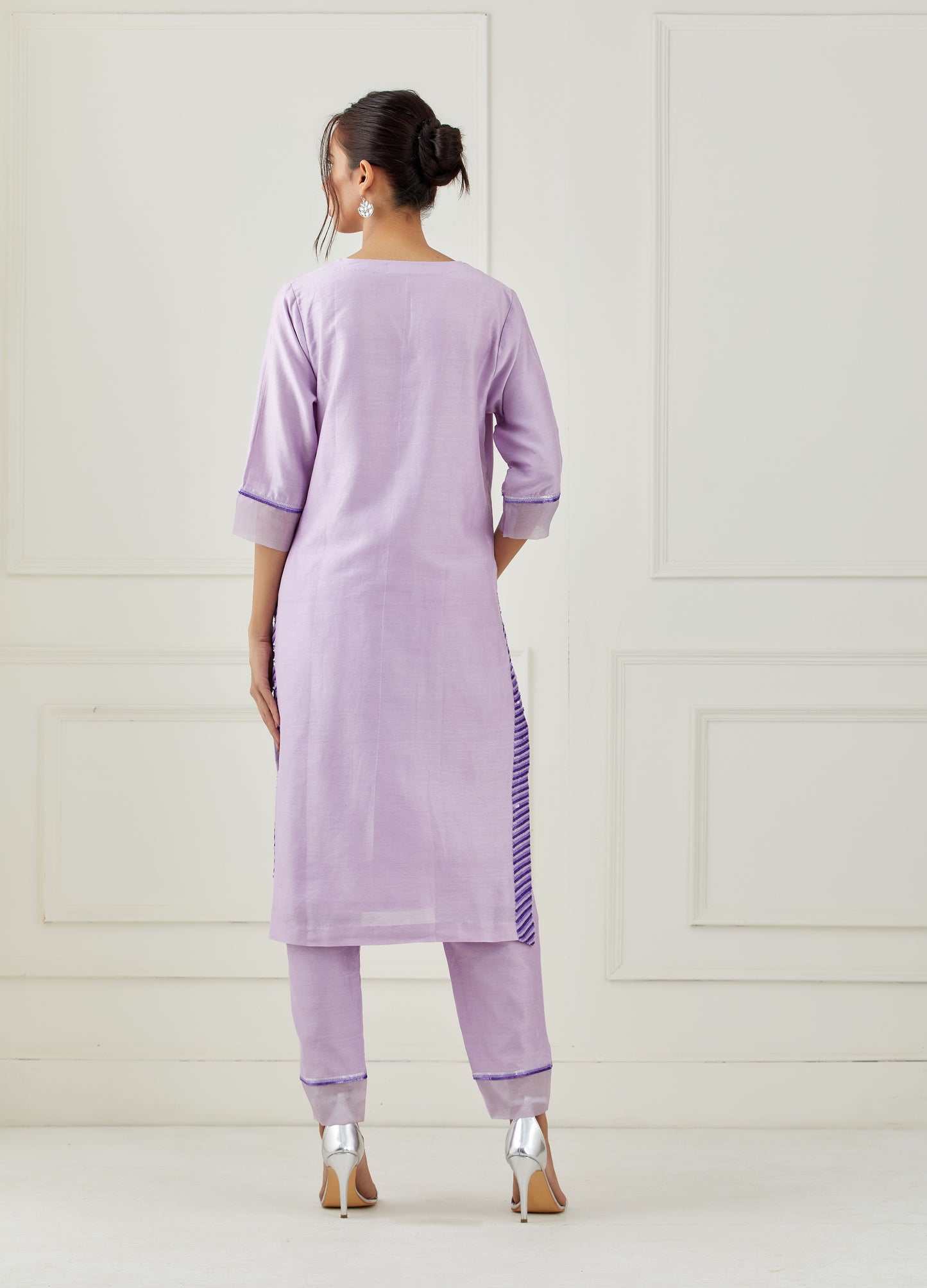 Lavender embroidered kurta set