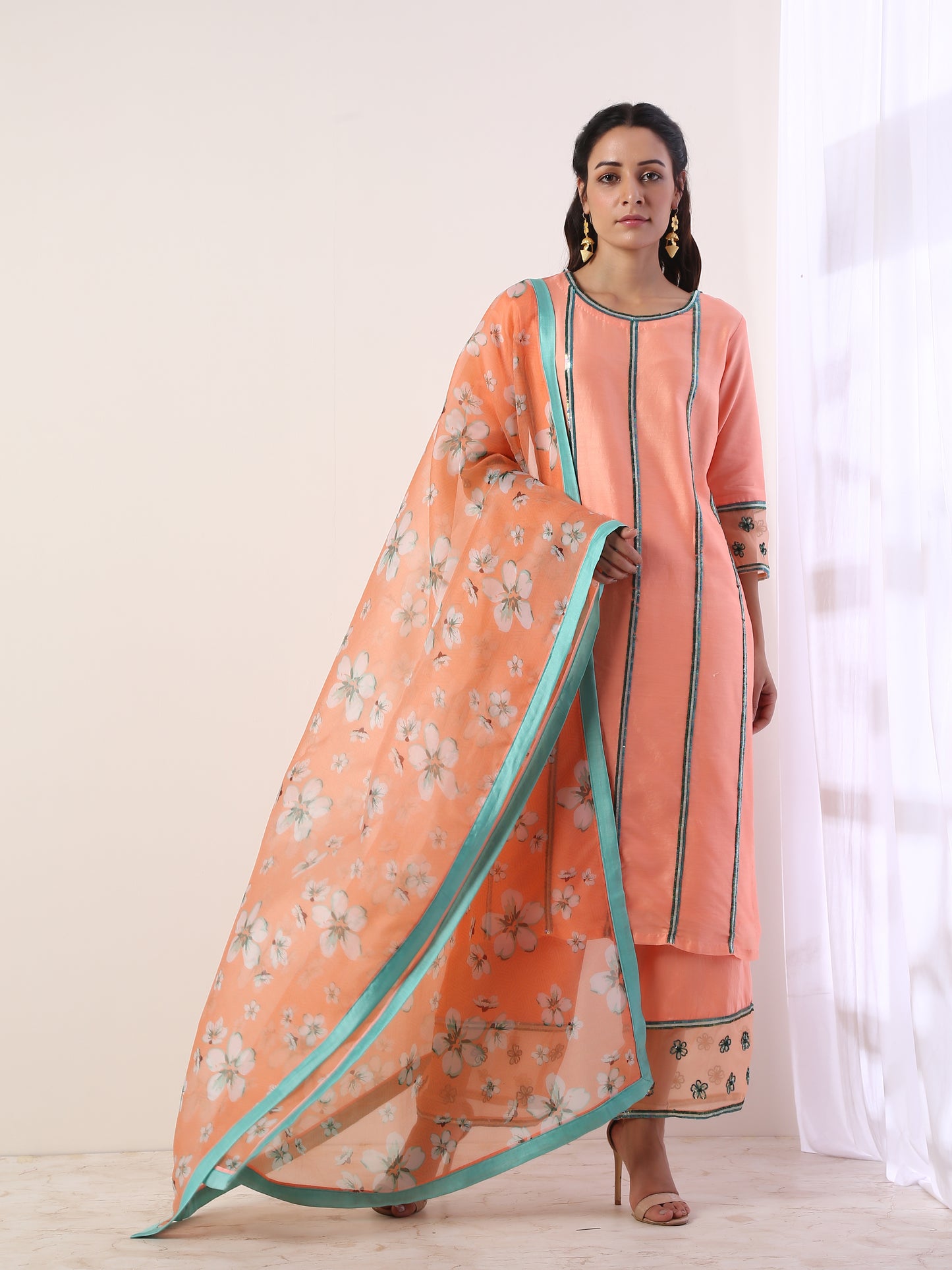Coral Kurta set with organza dupatta(set of 3)