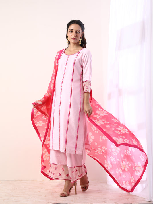 Fuschia Kurta set with organza dupatta(set of 3)